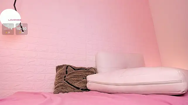 sara_frost stripchat live cam model