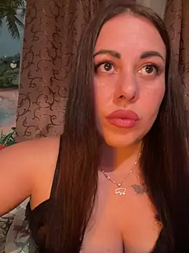 DaisyStreet stripchat live cam model