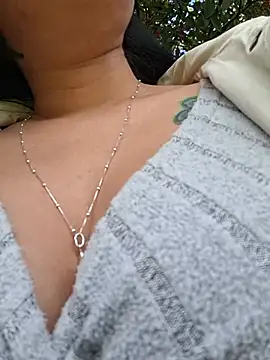 Luianna stripchat live cam model