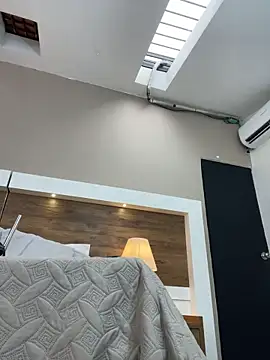 MiaFarkash stripchat live cam model