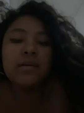 valee2421 stripchat live cam model