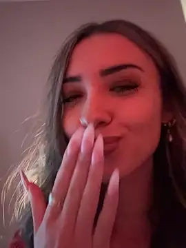 Tiny-Mimi stripchat live cam model