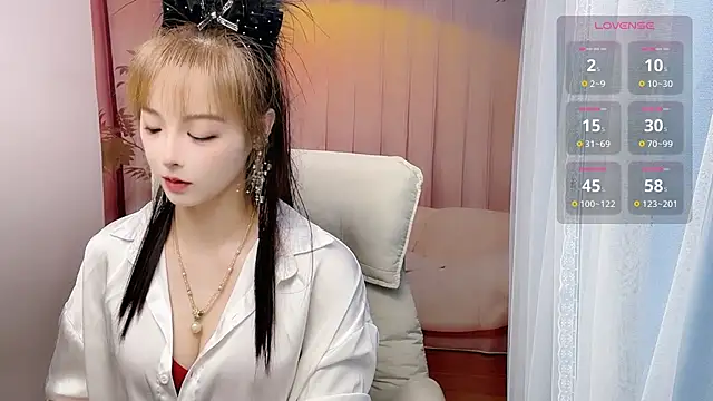 Angelic-Baby stripchat live cam model