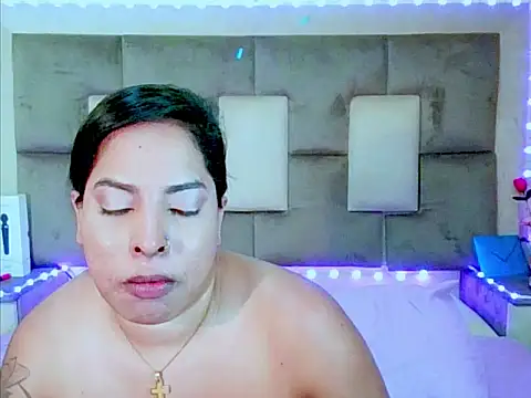 indiantopaz694u stripchat live cam model