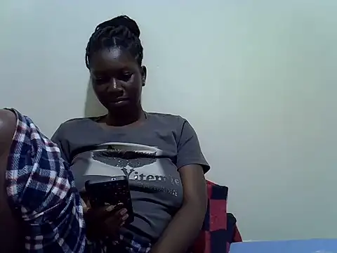 Sweet-Lynn stripchat live cam model