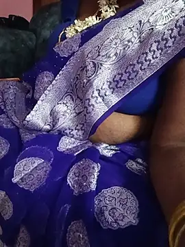 Tamil-lakhmi stripchat live cam model