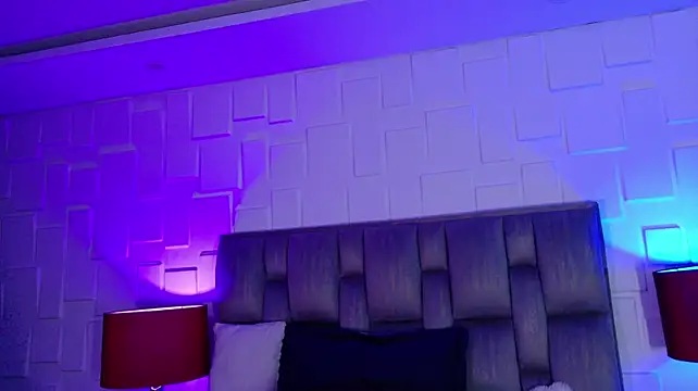 ViolettClay_ stripchat live cam model