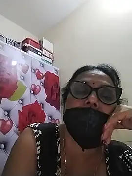 Anumukherjee stripchat live cam model