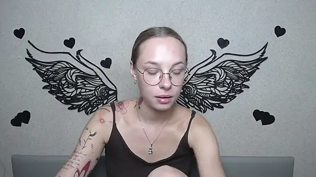 SteshaGlass stripchat live cam model