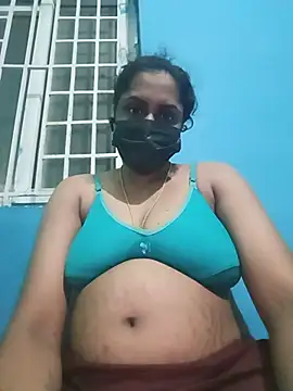 Tamilpavi_58 stripchat live cam model