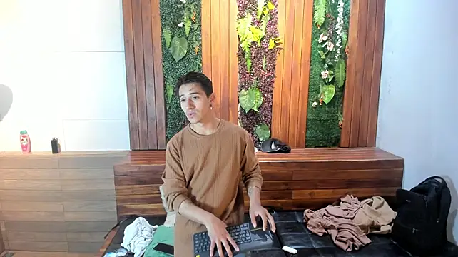 Andy_Joy_ stripchat live cam model