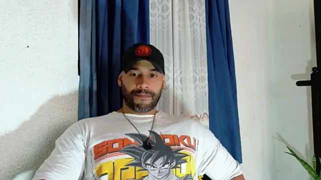 musclehetero stripchat live cam model