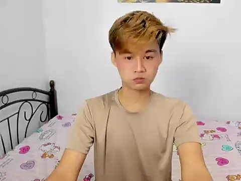 urasian_jhon stripchat live cam model