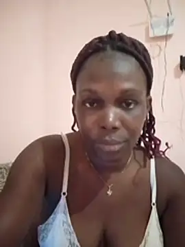 Morena_2021 stripchat live cam model