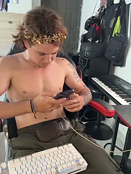 AngelLatinBoy stripchat live cam model