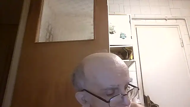 mariusica1@xh stripchat live cam model