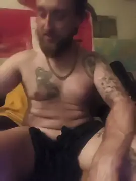 Ozomitro stripchat live cam model