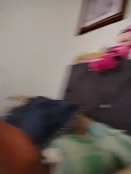 Karlossoltero stripchat live cam model