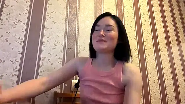 Snowmilly stripchat live cam model