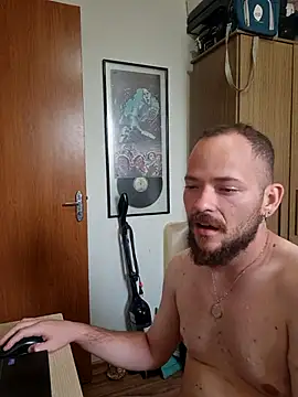 comedordecasada30 stripchat live cam model