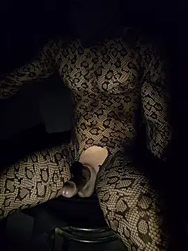 _hot_hard_cock_ stripchat live cam model