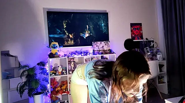 TamalaNease stripchat live cam model