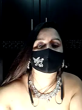 Sexy-choko-02-L stripchat live cam model