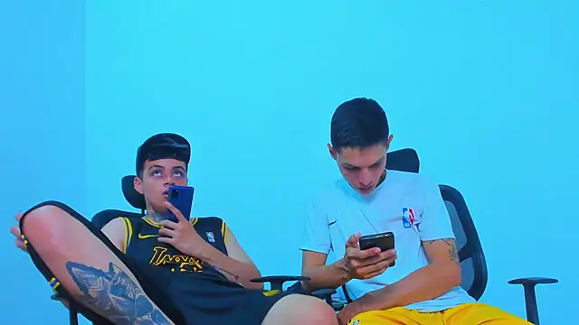 Thomas-Wil stripchat live cam model