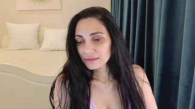 LovelyBeatrice stripchat live cam model