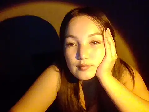 AnelyaMayaa stripchat live cam model