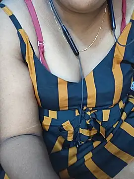 YOUR_TELUGU_CUTE_COUPLE stripchat live cam model