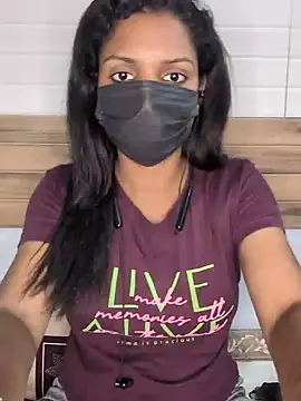 tamil_Riya143 stripchat live cam model