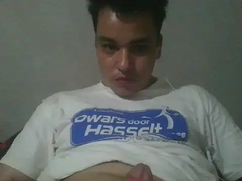 scoulverou stripchat live cam model