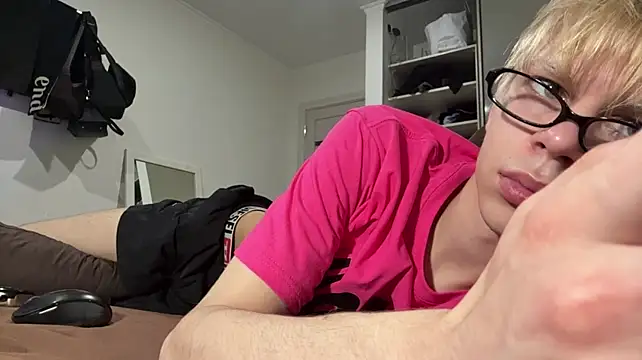 posssterboy stripchat live cam model