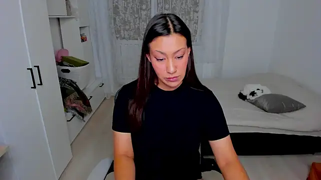 FieryHeart stripchat live cam model