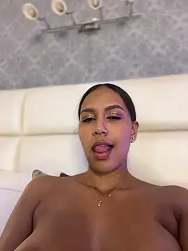 MiilaBlake stripchat live cam model