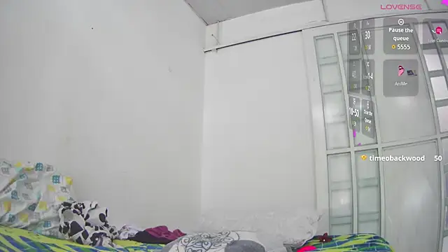 coffeewithmilk_1 stripchat live cam model