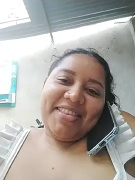Ninibella stripchat live cam model