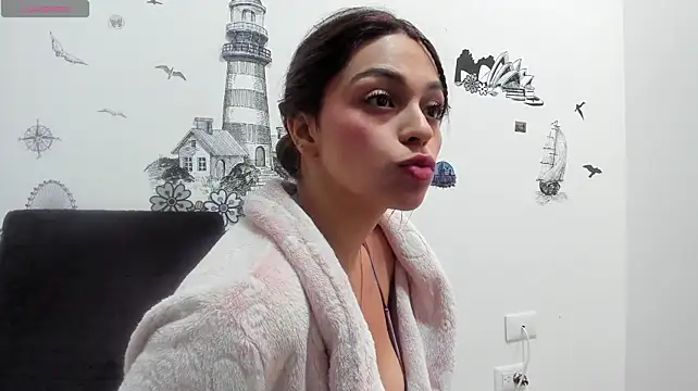 meghan20 stripchat live cam model