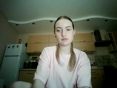 Lisanta stripchat live cam model