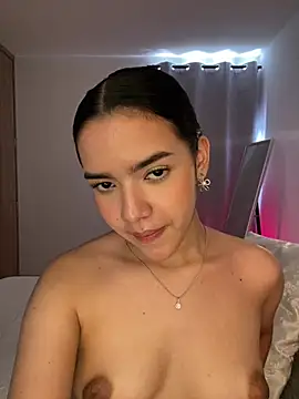flufflyass stripchat live cam model
