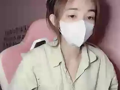 Alee8668 stripchat live cam model