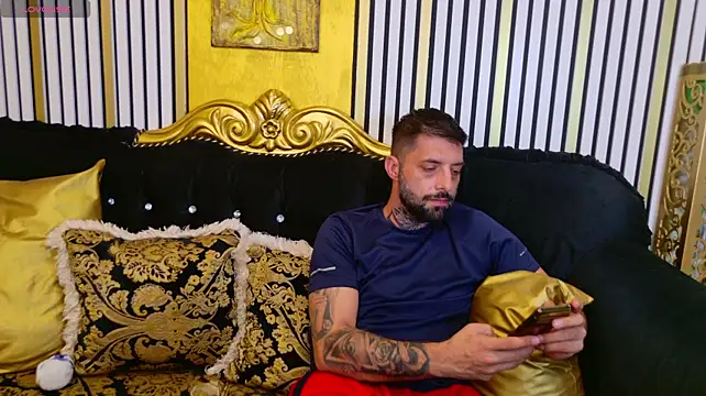TommyDum stripchat live cam model