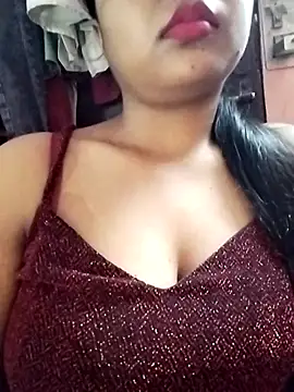 Shreya9083 stripchat live cam model