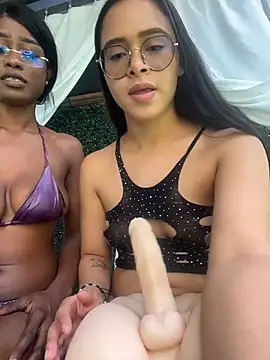 KittyKatesXXX stripchat live cam model