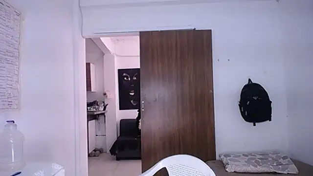 yselahot stripchat live cam model