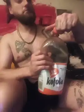 Ozomitro stripchat live cam model