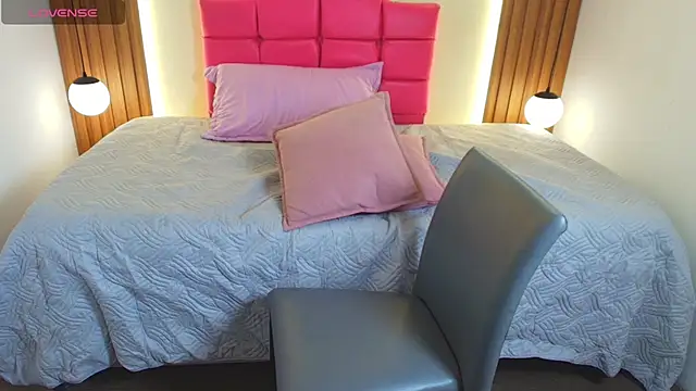 Ambarross_ stripchat live cam model