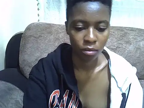 prettyy_joy stripchat live cam model
