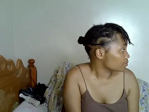 freaky_natasha stripchat live cam model